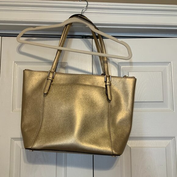 Michael Kors Large Gold Shoulder bag - Picture 2 of 15